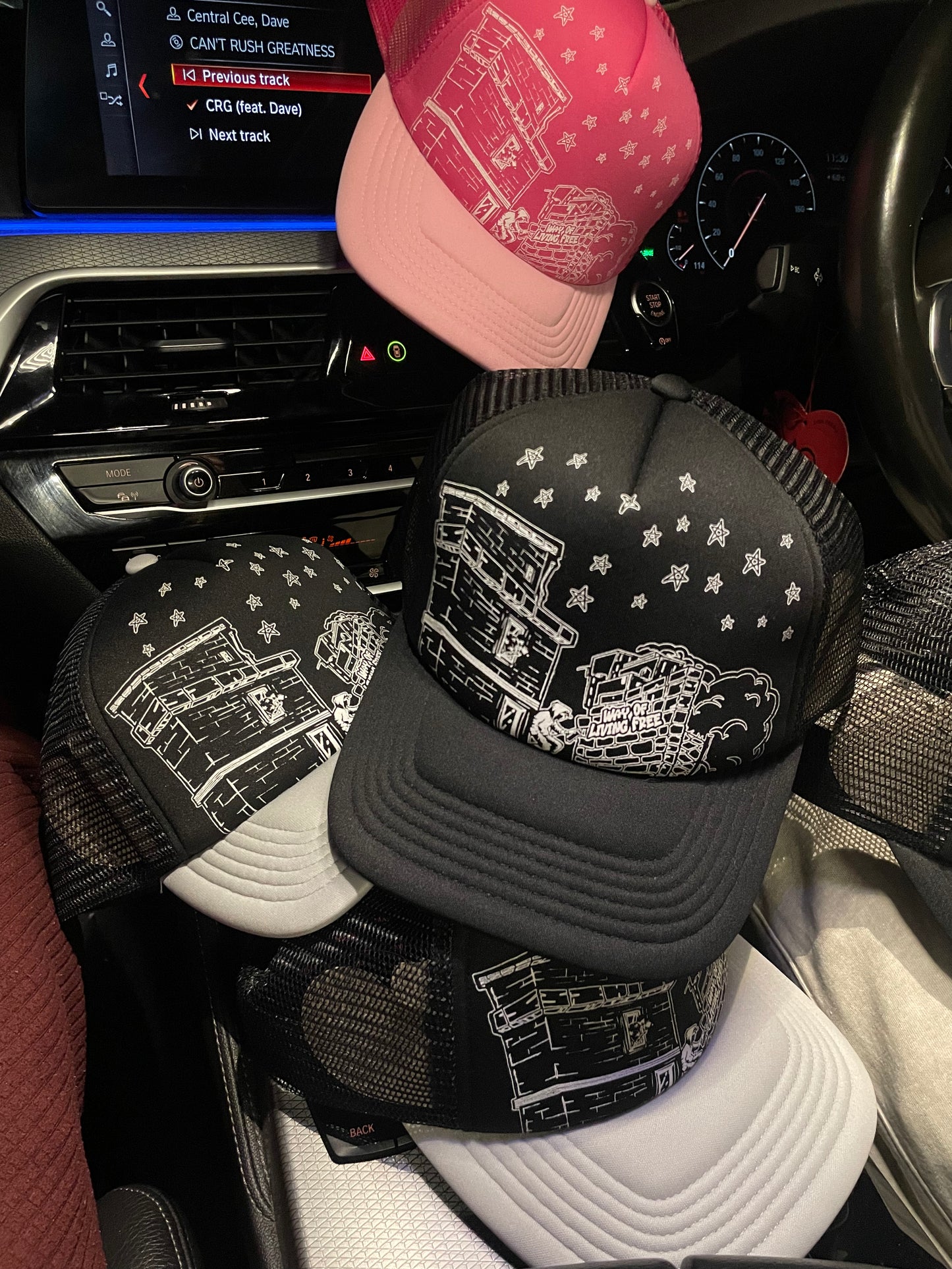 BLACK TRUCKER CAP